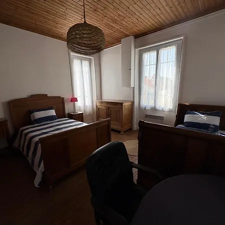 L'aurore - Maison De Confort Face à La Des 5 Pineaux *