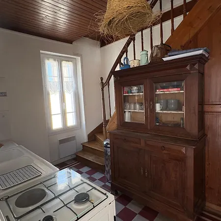 L'aurore - Maison De Confort Face à La Des 5 Pineaux *